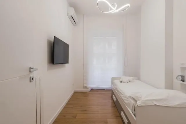 The Fifth Properties Roma Italia